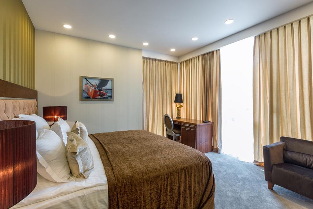 Maristella Marine Residence Odessa Extérieur photo